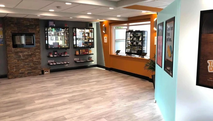 The Amherstburg Cannabis Company -  By Owner - Amherstburg